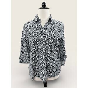 Chico’s No Iron, Chic Stretch Black & White Ikat Pattern Button Down, Sz 3